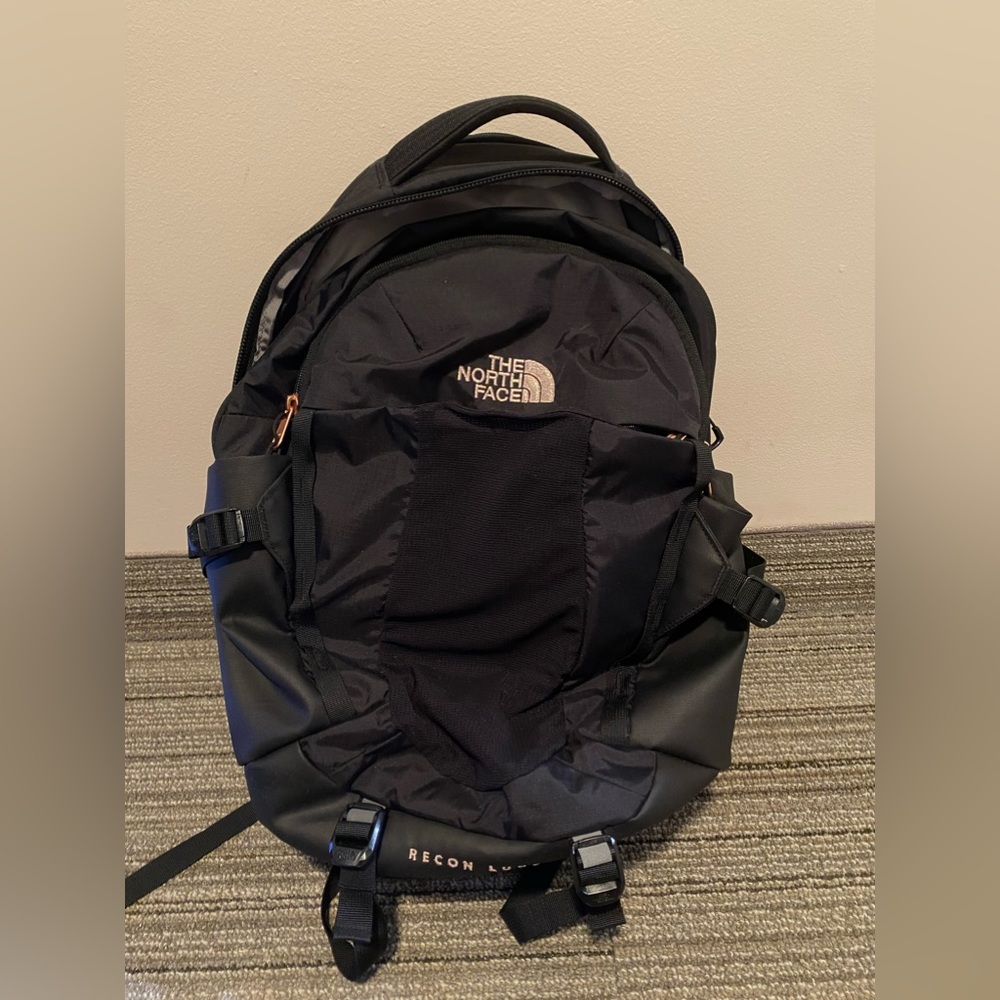NWOT The North Face Recon Luxe Backpack